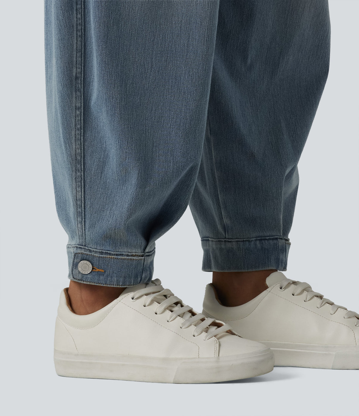 Ballongjeans med middels høyt liv – Lyseblå – Maja Oslo